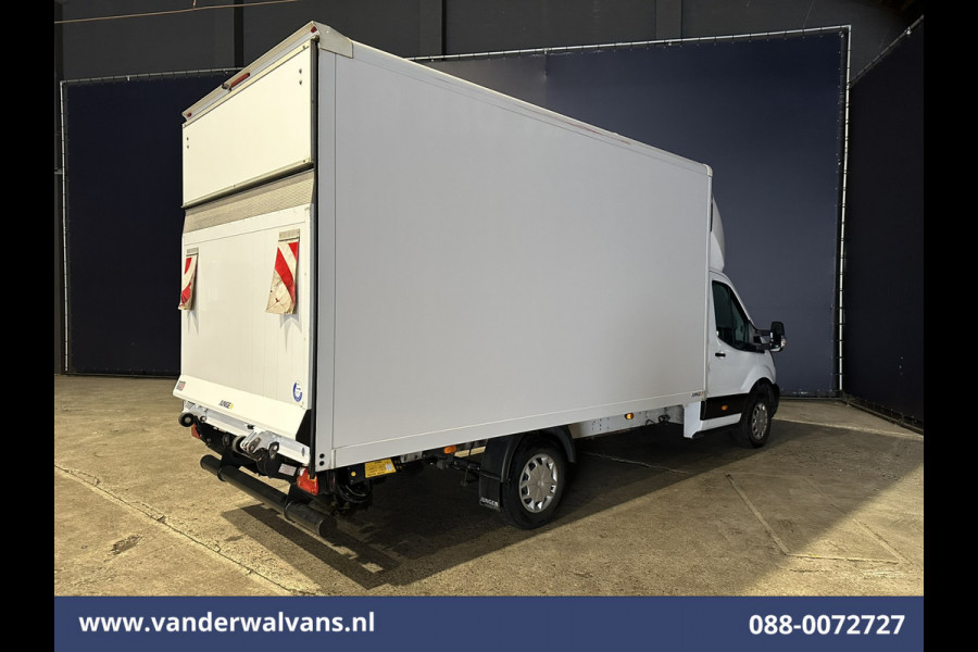 Ford Transit 2.0 TDCI 161pk Bakwagen 225cm hoog Laadklep Euro6 Airco | Camera | Cruisecontrol | 950kg laadvermogen Bijrijdersbank,