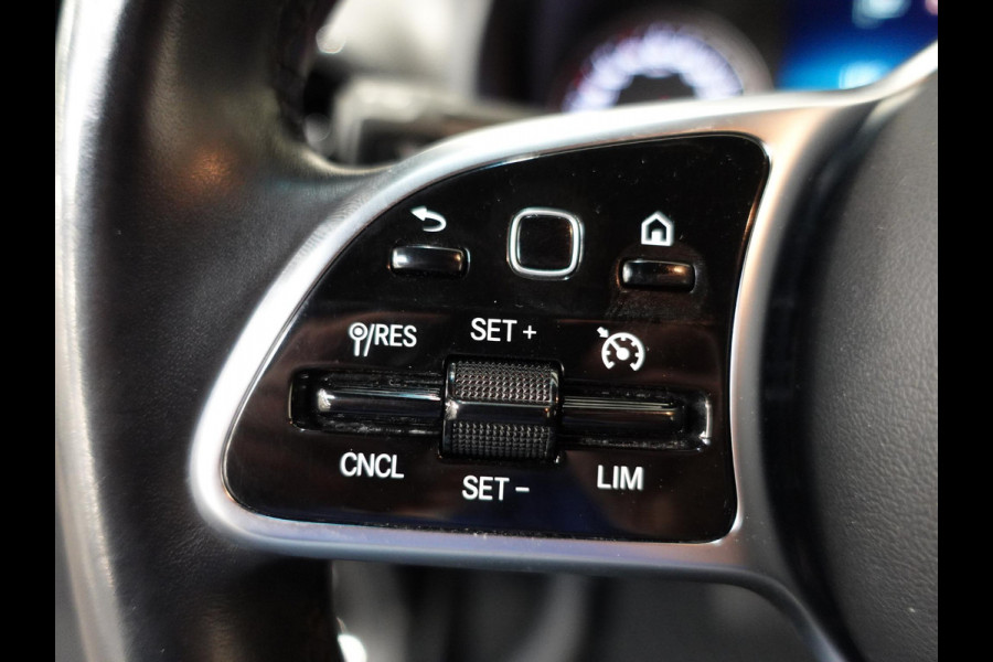 Mercedes-Benz Sprinter L2H2 Automaat Airco Navi Camera Trekhaak Cruisecontrol 3Zits Carplay