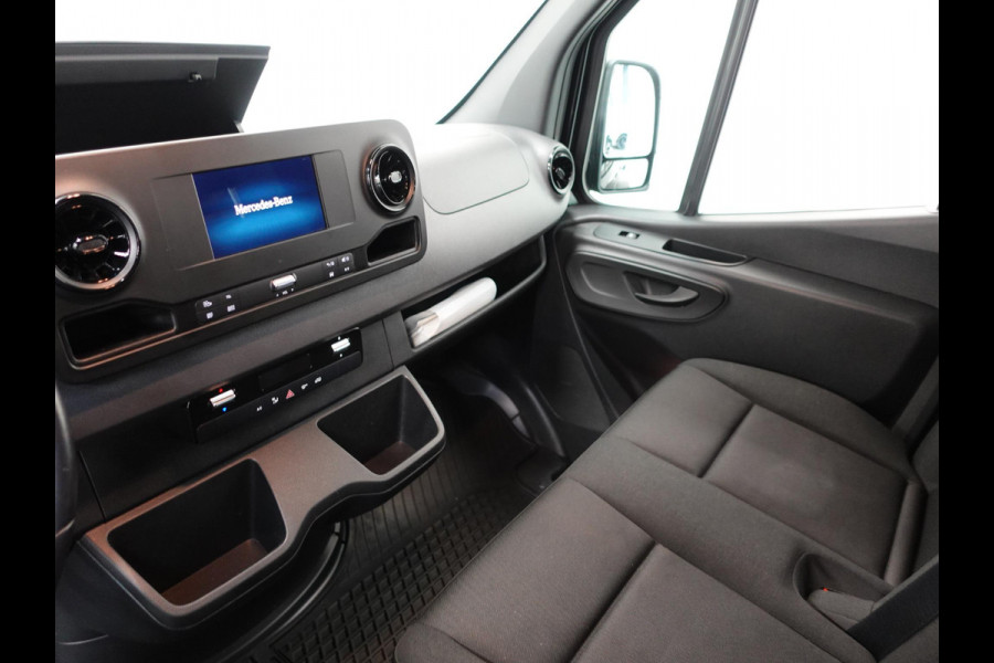 Mercedes-Benz Sprinter L2H2 Automaat Airco Navi Camera Trekhaak Cruisecontrol 3Zits Carplay