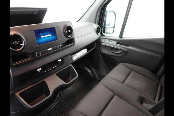 Mercedes-Benz Sprinter L2H2 Automaat Airco Navi Camera Trekhaak Cruisecontrol 3Zits Carplay