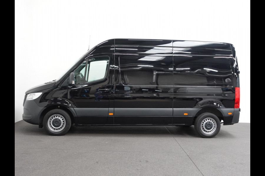 Mercedes-Benz Sprinter L2H2 Automaat Airco Navi Camera Trekhaak Cruisecontrol 3Zits Carplay