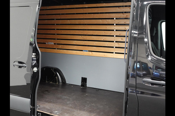 Mercedes-Benz Sprinter L2H2 Automaat Airco Navi Camera Trekhaak Cruisecontrol 3Zits Carplay