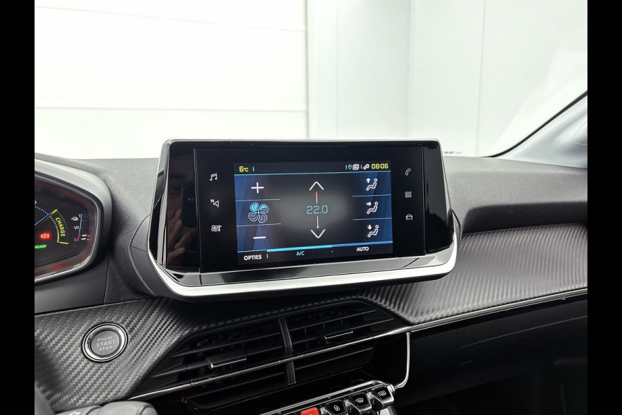 Peugeot e-208 EV Active Pack 50 kWh(NL-auto, Navi, Parkeersensoren, Lane Assist, Cruise Con, Airco, Etc)