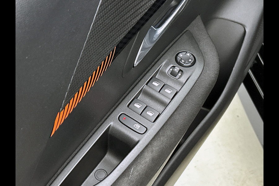 Peugeot e-208 EV Active Pack 50 kWh(NL-auto, Navi, Parkeersensoren, Lane Assist, Cruise Con, Airco, Etc)
