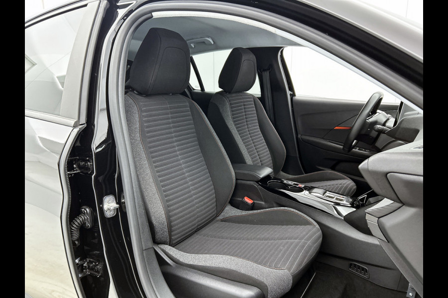Peugeot e-208 EV Active Pack 50 kWh(NL-auto, Navi, Parkeersensoren, Lane Assist, Cruise Con, Airco, Etc)