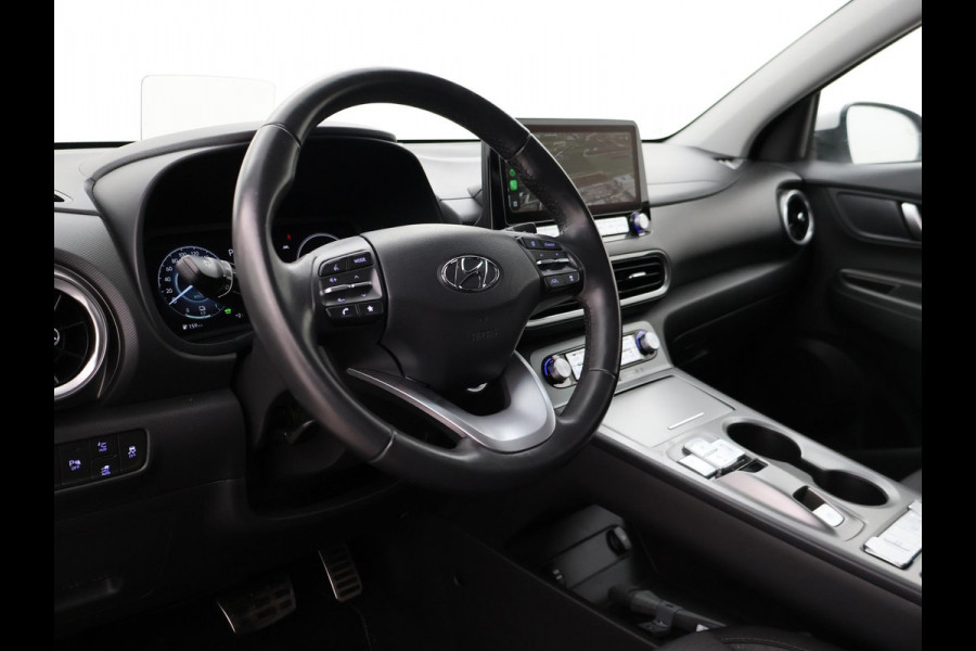 Hyundai Kona EV *14.091 KM* + TREKHAAK | CAMERA | HEAD-UP | APPLE CARPLAY / ANDROID AUTO | ADAPTIVE CRUISE