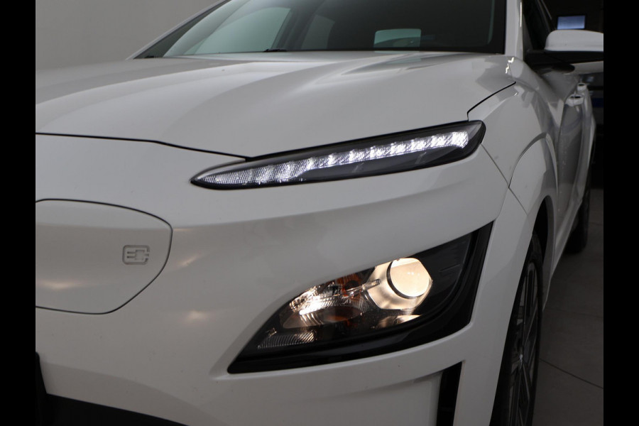Hyundai Kona EV *14.091 KM* + TREKHAAK | CAMERA | HEAD-UP | APPLE CARPLAY / ANDROID AUTO | ADAPTIVE CRUISE