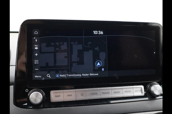 Hyundai Kona EV *14.091 KM* + TREKHAAK | CAMERA | HEAD-UP | APPLE CARPLAY / ANDROID AUTO | ADAPTIVE CRUISE