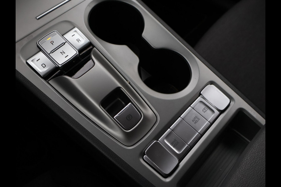 Hyundai Kona EV *14.091 KM* + TREKHAAK | CAMERA | HEAD-UP | APPLE CARPLAY / ANDROID AUTO | ADAPTIVE CRUISE