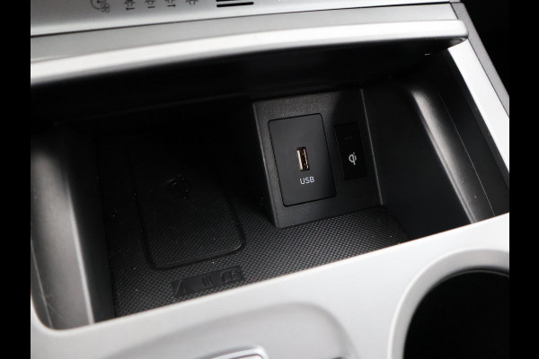 Hyundai Kona EV *14.091 KM* + TREKHAAK | CAMERA | HEAD-UP | APPLE CARPLAY / ANDROID AUTO | ADAPTIVE CRUISE