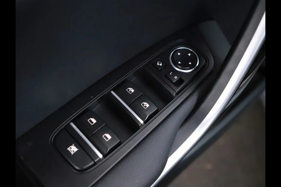 Kia Ceed Sportswagon 1.6 GDI PHEV DynamicPlusLine Pano ACC Camera