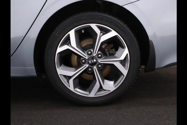 Kia Ceed Sportswagon 1.6 GDI PHEV DynamicPlusLine Pano ACC Camera