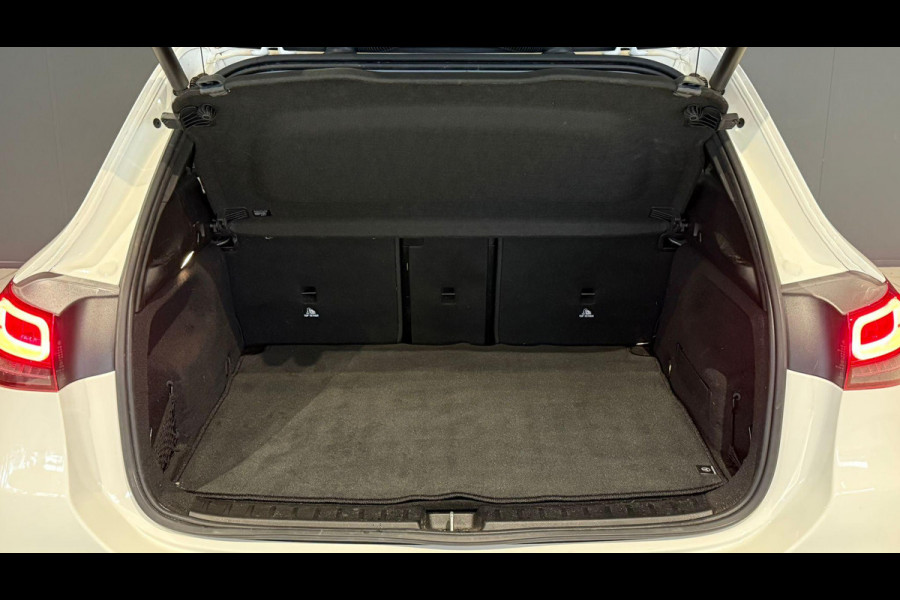 Mercedes-Benz EQA 250 Electric Art 67 kWh + PANO / CAMERA / DODEHOEK / SFEERVERLICHTING