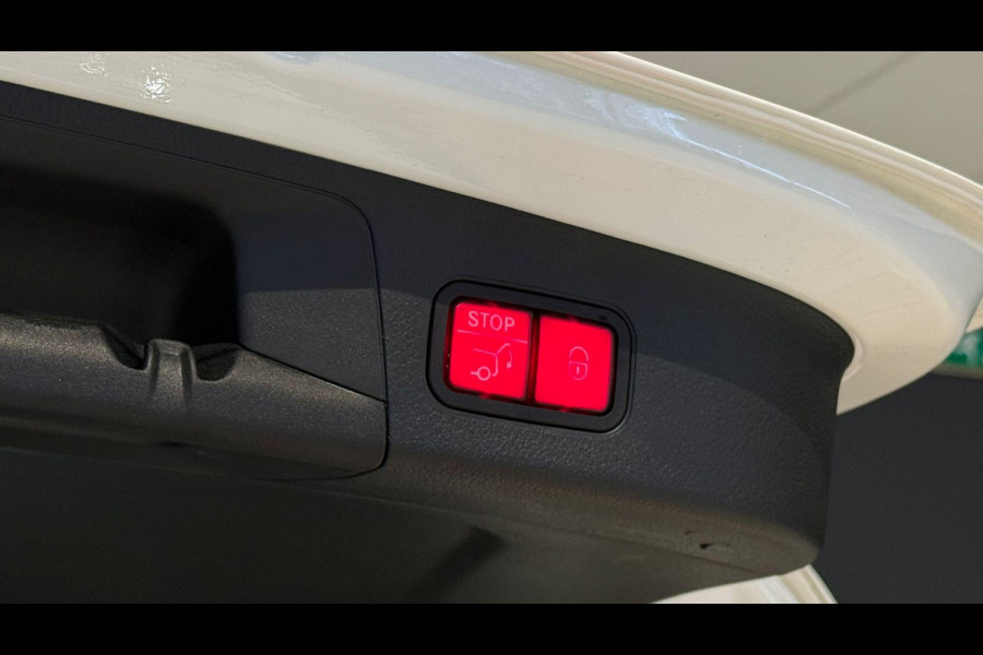 Mercedes-Benz EQA 250 Electric Art 67 kWh + PANO / CAMERA / DODEHOEK / SFEERVERLICHTING