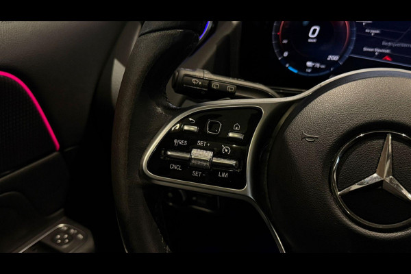 Mercedes-Benz EQA 250 Electric Art 67 kWh + PANO / CAMERA / DODEHOEK / SFEERVERLICHTING