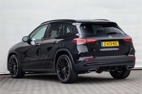 Mercedes-Benz GLA 180 AMG Nightpack, Widescreen, Distronic, Sfeerverlichting 2023