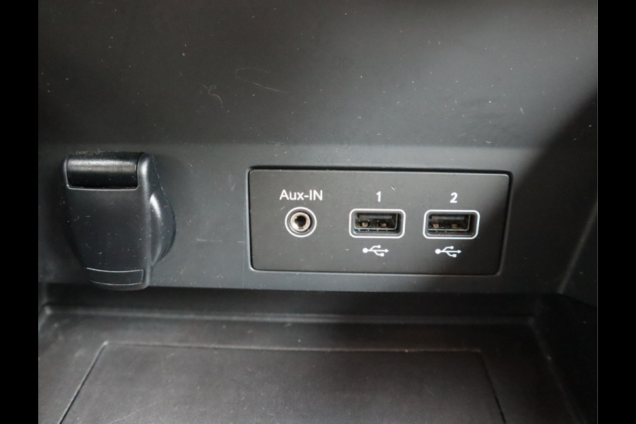 Renault Captur 1.3 TCe 140 Business Zen