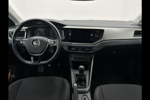 Volkswagen Polo Occasion 1.0 TSI Highline | Zwart | Tweedehands Volkswagen Polo | Stoelverwarming | Airco | Cruisecontrol