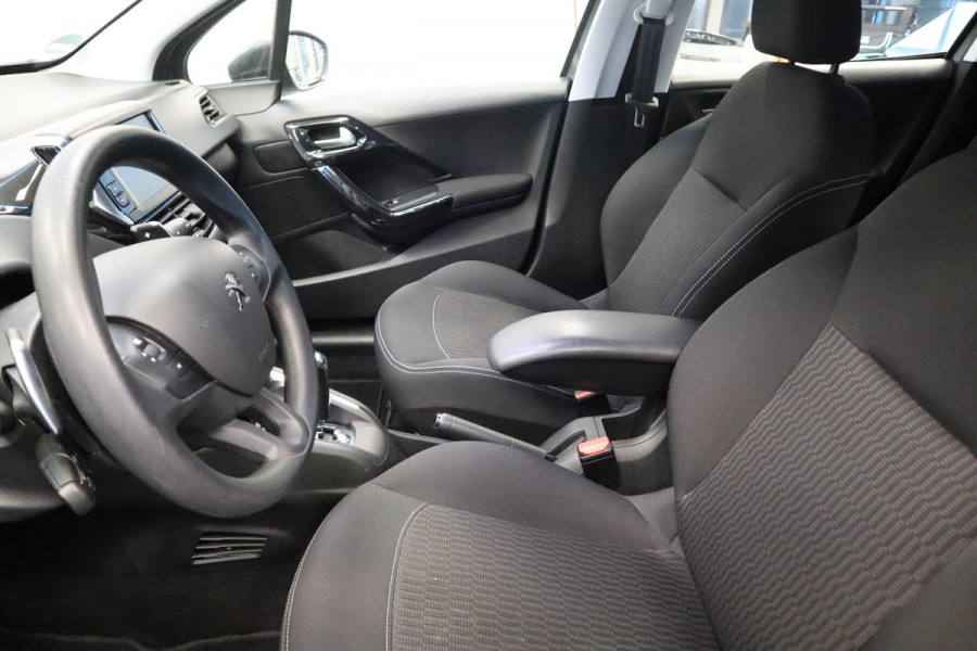 Peugeot 208 1.2 PureTech Active Cruise/Climate Automaat! NAP!