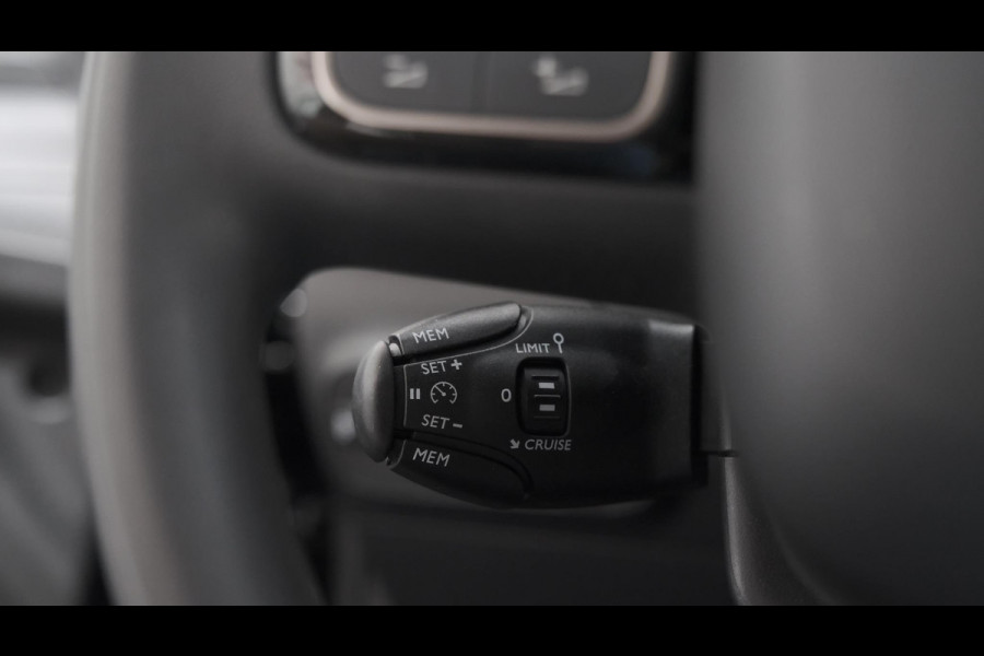 Citroën C3 PureTech 83 C-Series | Apple Carplay | Stoelverwarming | Climate Control | Parkeersensoren | Allseason Banden