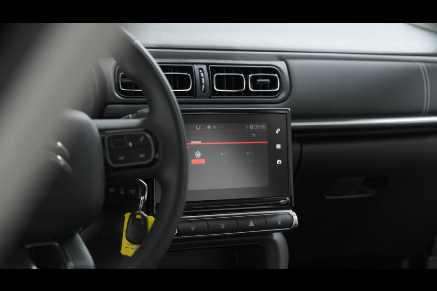 Citroën C3 PureTech 83 C-Series | Apple Carplay | Stoelverwarming | Climate Control | Parkeersensoren | Allseason Banden