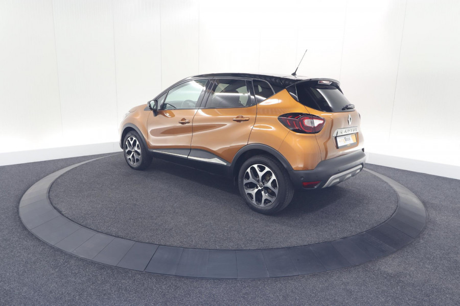 Renault Captur TCe 90 Intens | Camera | Dodehoekdetectie | Navigatie | Parkeersensoren