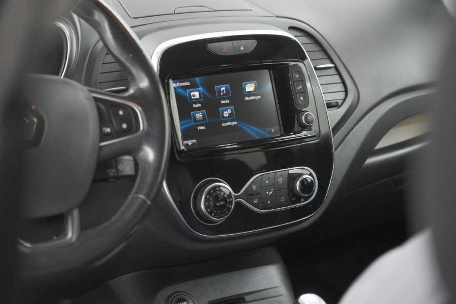 Renault Captur TCe 90 Intens | Camera | Dodehoekdetectie | Navigatie | Parkeersensoren