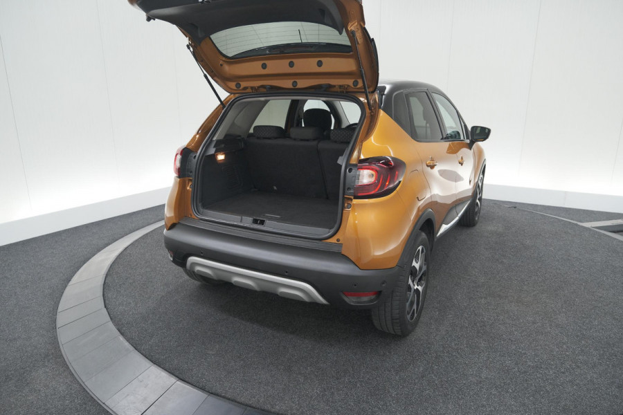 Renault Captur TCe 90 Intens | Camera | Dodehoekdetectie | Navigatie | Parkeersensoren