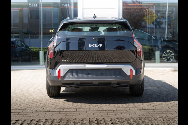 Kia EV3 Plus 58.3 kWh | Binnenkort beschikbaar | Stoel en stuurverwarming | Carplay/android auto |