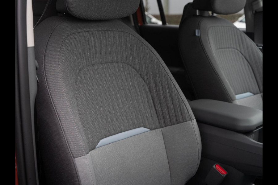 Kia EV3 Plus 58.3 kWh | Binnenkort beschikbaar | Stoel en stuurverwarming | Carplay/android auto |