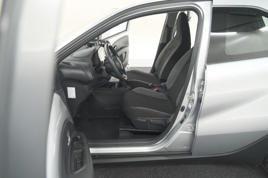 Toyota Aygo X 1.0 VVT-i MT Play | Camera | Apple Carplay | Airco