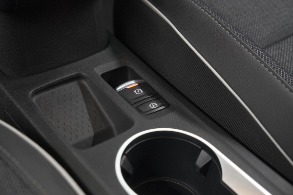 Renault Captur TCe 100 Intens | Camera | Navigatie | Parkeersensoren | Apple Carplay