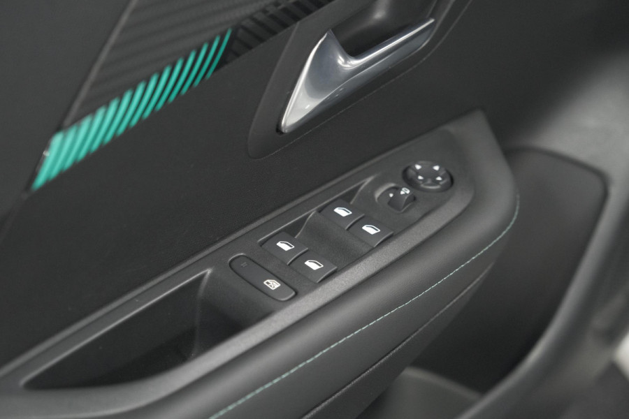 Peugeot 208 PureTech 100 Allure Pack | Camera | Apple Carplay | Parkeersensoren