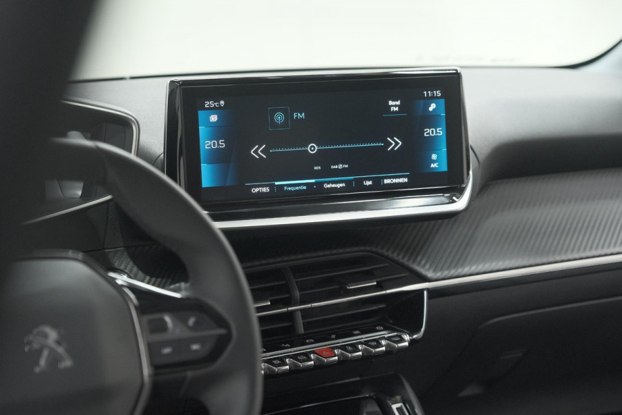 Peugeot 208 PureTech 100 Allure Pack | Camera | Apple Carplay | Parkeersensoren