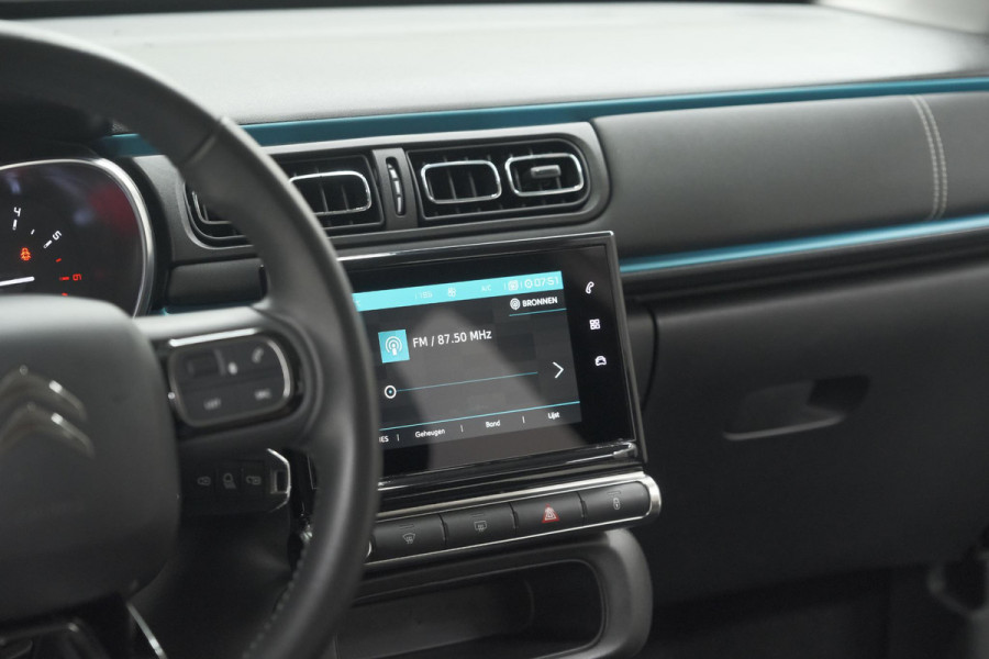 Citroën C3 PureTech 110 EAT6 Shine | Camera | Navigatie | Parkeersensoren | Apple Carplay | 17 Inch Lichtmetalen Velgen