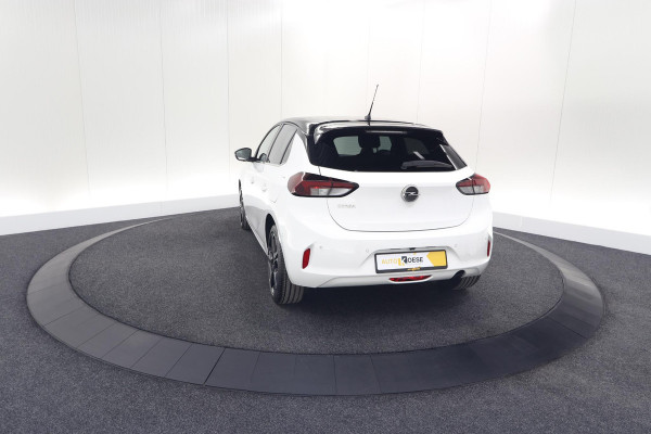 Opel Corsa 1.2 Turbo 100 Ultimate | Panoramadak | Camera | Dodehoekdetectie | Apple Carplay