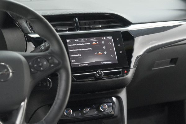 Opel Corsa 1.2 Turbo 100 Ultimate | Panoramadak | Camera | Dodehoekdetectie | Apple Carplay
