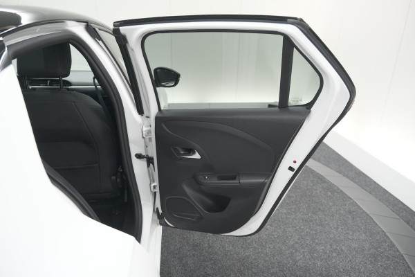 Opel Corsa 1.2 Turbo 100 Ultimate | Panoramadak | Camera | Dodehoekdetectie | Apple Carplay