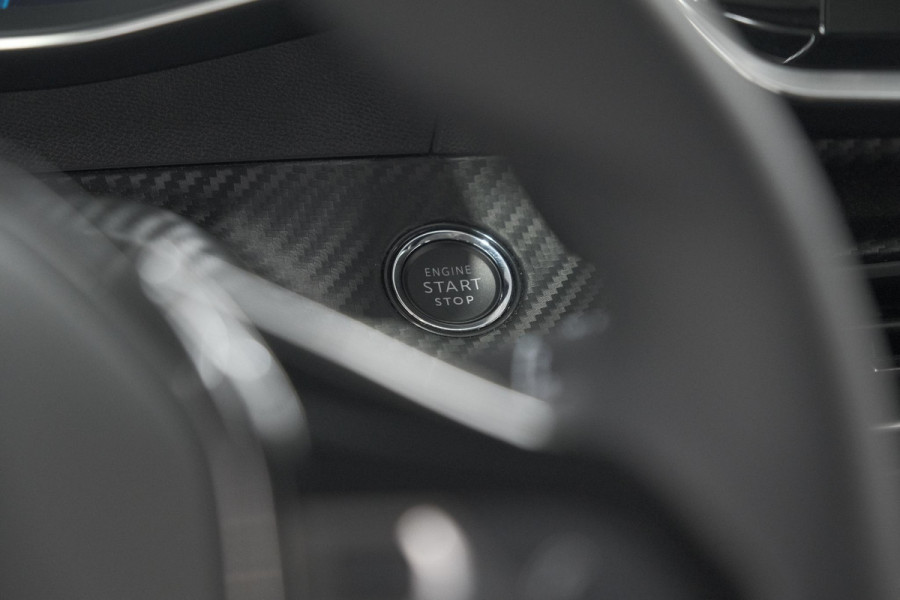 Peugeot 208 PureTech 100 Allure Pack | Camera | Adaptieve Cruise Control | Apple Carplay | Stoelverwarming