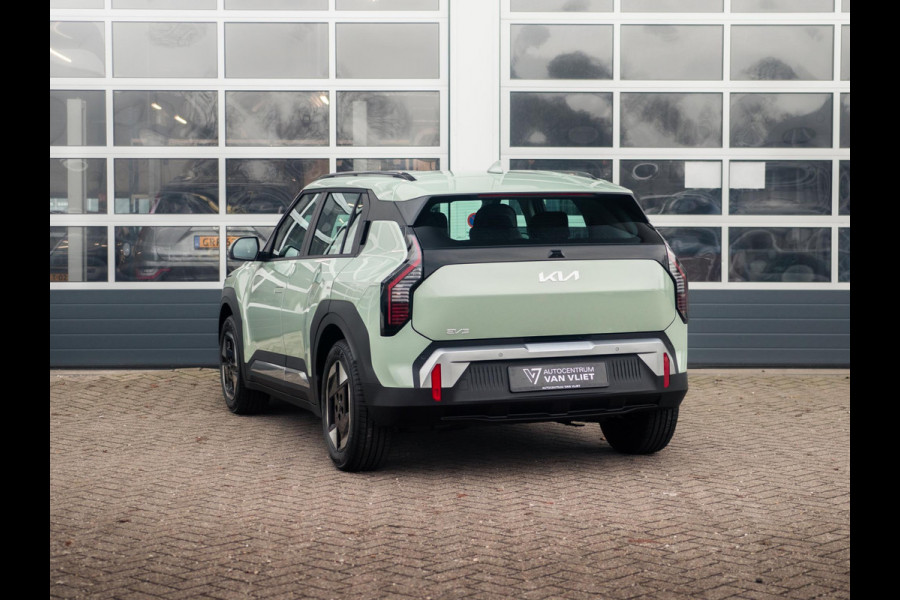 Kia EV3 Air 58.3 kWh | Direct beschikbaar | Navi | 17"| Cruise controle | Climate