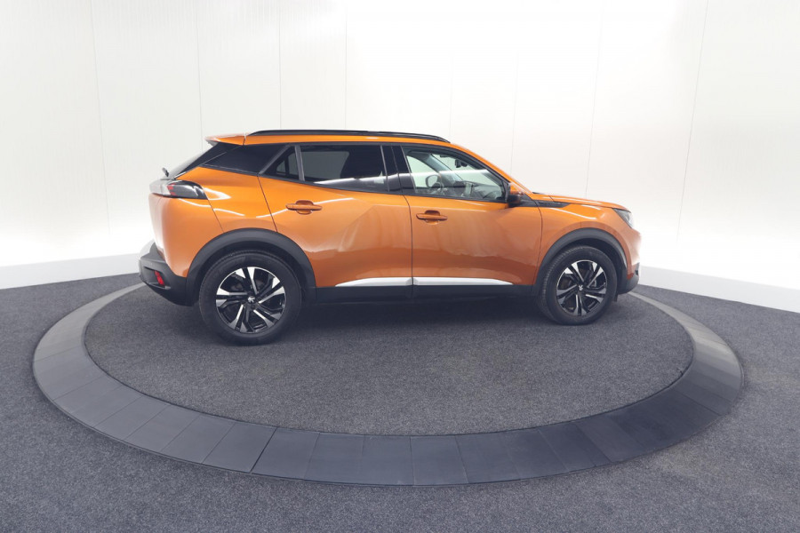 Peugeot e-2008 EV Allure Pack 50 kWh | 3 Fase Laadfunctie | Parkeersensoren | Apple Carplay | Climate Control