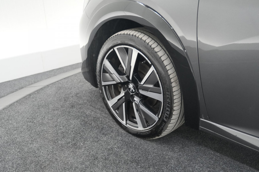 Peugeot 208 PureTech 100 GT | Camera | Adaptieve Cruise Control | Navigatie | Apple Carplay