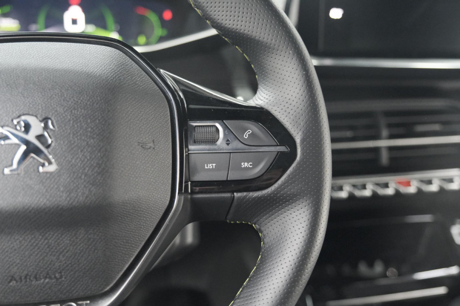 Peugeot 208 PureTech 100 GT | Camera | Adaptieve Cruise Control | Navigatie | Apple Carplay