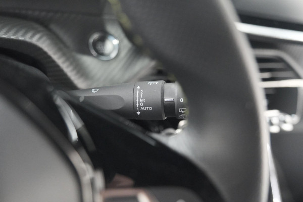 Peugeot 208 PureTech 100 GT | Camera | Adaptieve Cruise Control | Navigatie | Apple Carplay