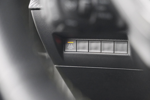 Peugeot 208 PureTech 100 GT | Camera | Adaptieve Cruise Control | Navigatie | Apple Carplay