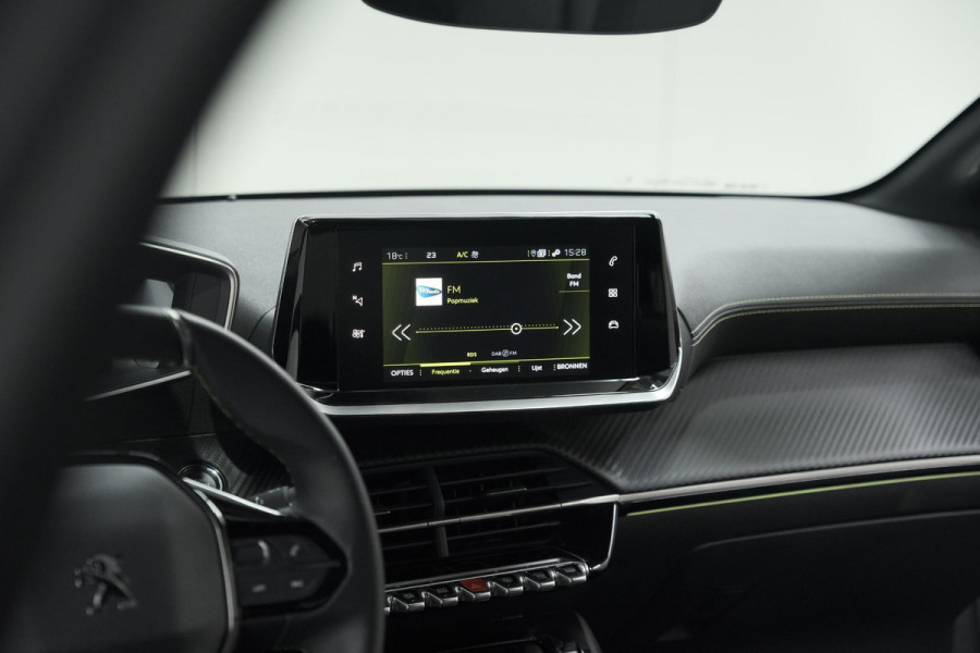 Peugeot 208 PureTech 100 GT | Camera | Adaptieve Cruise Control | Navigatie | Apple Carplay