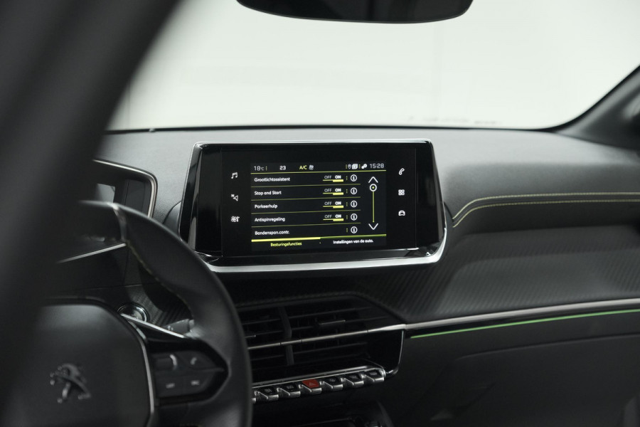 Peugeot 208 PureTech 100 GT | Camera | Adaptieve Cruise Control | Navigatie | Apple Carplay
