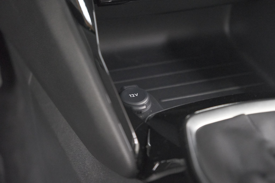 Peugeot 208 PureTech 100 Allure Pack | Camera | Adaptieve Cruise Control | Apple Carplay | Stoelverwarming