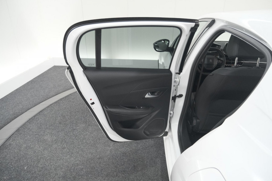Peugeot 208 PureTech 100 Allure Pack | Camera | Adaptieve Cruise Control | Apple Carplay | Stoelverwarming