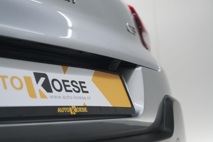 Citroën C3 PureTech 110 EAT6 Max | Camera | Parkeersensoren | Navigatie | Apple Carplay